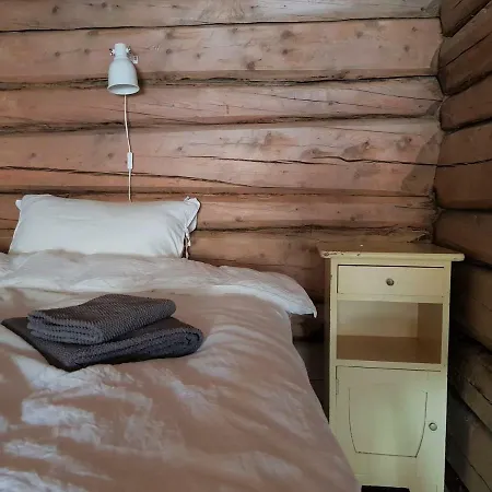 Bakarstuo, Utpa Neset Trofors