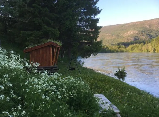 Bakarstuo, Utpa Neset Holiday home *